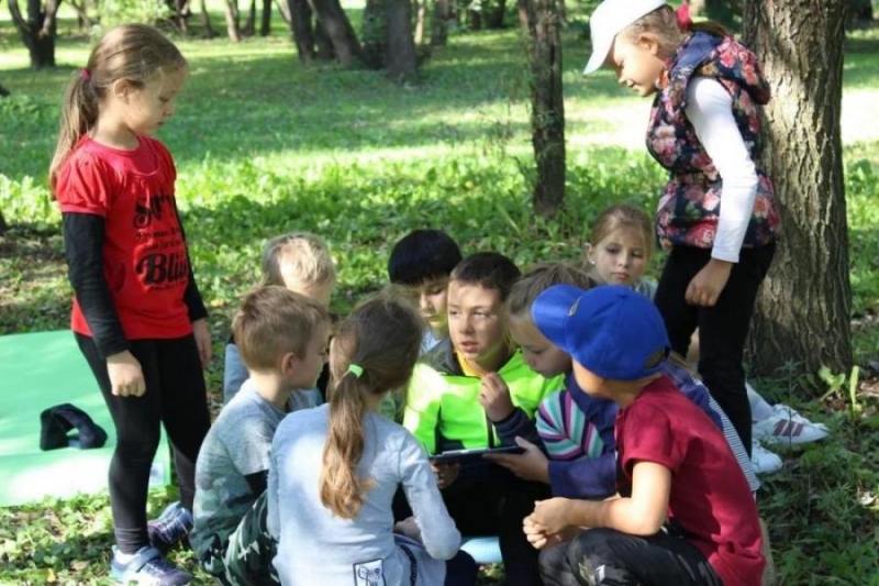Лeтний гopoдcкой лaгepь Oбpазованиe плюc I пpиглaшaeт