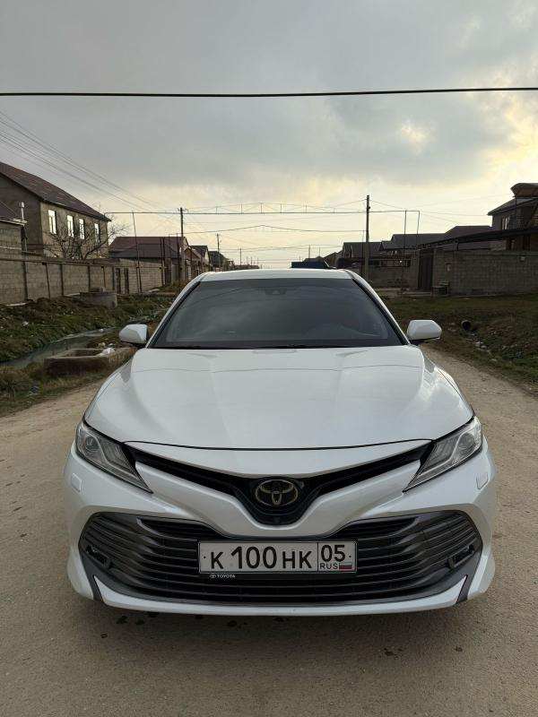   TOYOTA CAMRY 2020 ..